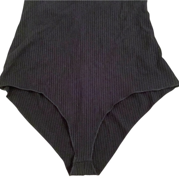 NWOT LF Emma & Sam Black Ribbed Knit Body Suit - Picture 3 of 3